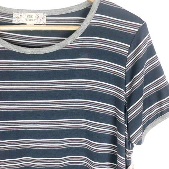 NWT Pink Republic Women's Blue Striped Crew Neck Short Sleeve T Shirt - Picture 5 of 16